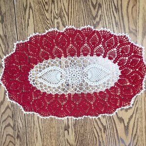 New Red & White Vintage Style Pineapple Doily